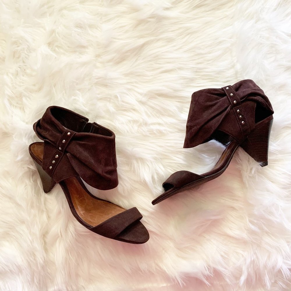 Schutz Leather Brown Suede cone heel Sandals.